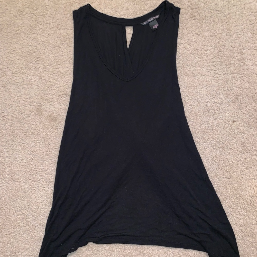 Black tee with cross back